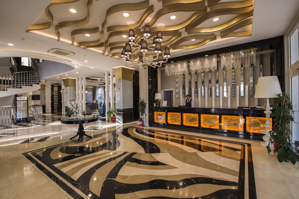 Palm World Side Resort & Spa Екстериор снимка